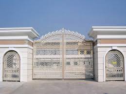 Building a house without comment. 15 Simple Gate Design For Small House Make A List