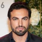 La saga: Negocio de familia