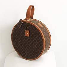 We did not find results for: Louis Vuitton X The French Company Boite Chapeaux Round Hat Box 45cm Travel Bag At 1stdibs