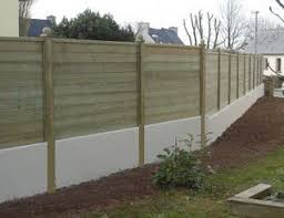 Epingle Par Ruth Remy Maison Sur Jardin Palissade Bois Cloture Jardin Bois Cloture Bois