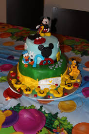 Torte a forma di uno; Mickey Mouse House Cake Torte Pasta Di Zucchero
