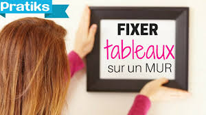La Solution Pour Poser Des Tableaux Sur Un Mur Youtube