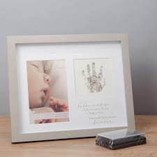 Szeretnéd megtalálni a tökéletes ajándékot csodálatos apukádnak? Kepkeret Baby Elso Apak Napja 10x15 Cm Dreamore