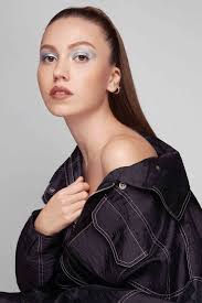 Beginning the process of growing my hair out!!! Mac X Duygu Ozaslan Sen Nasilsan Oyle Studio11