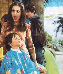 Alison Brie Hannah Montana 2006 Sillykhan S Blog