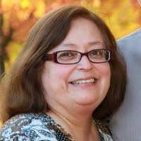 Brandie Bray's Instagram, Twitter & Facebook