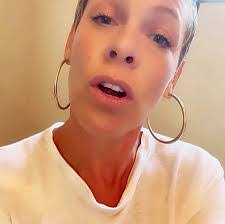 Renee Olivas's Instagram, Twitter & Facebook