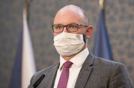 Listopadu 1978 mladá boleslav) je český politik, od června 2018 první místopředseda vlády a ministr vnitra čr ve druhé vládě andreje babiše, v níž byl mezi červnem a říjnem téhož roku pověřen řízením ministerstva zahraničních věcí čr.od února 2018 je předsedou čssd, tuto funkci obhájil na sjezdu 1. Zavrit Skoly Je Nesmysl Deti Udrzi Doma Jen Vypnuta Ekonomika Mini Plaga Idnes Cz