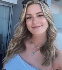 Kimberly Edgemon's Instagram, Twitter & Facebook