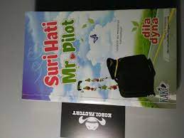 Maybe you would like to learn more about one of these? Preloved Novel Suri Hati Mr Pilot Books Stationery Books On Carousell