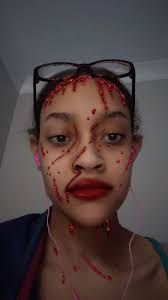 Happy Halloween y'all 🧡🖤🧛🏼‍♀️🧟‍♀️🍁🍂🐺🎃