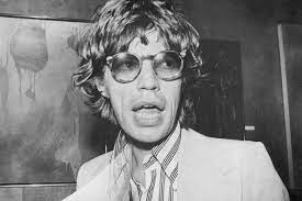 Trouvez les mick jagger 1970 images et les photos d'actualités parfaites sur getty images. Mick Jagger S Standout Seventies Looks British Gq