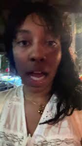 Isabella Louiss Booth