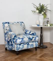 With Its Graceful Lines And Tasteful Details Our Marissa Accent Chair Brings Updated Traditi Blue Accent Chairs Traditional Accent Chair Printed Accent Chairs