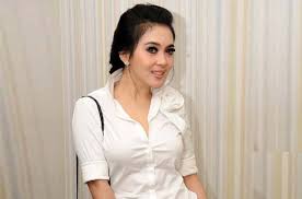 Beberapa foto seksi bahkan hot artis syahrini yang tengah dugem bersama adiknya, aisyahrani tersebar luas di internet. Syahrini Banjir Kritikan Netizen Jabarekspres Com