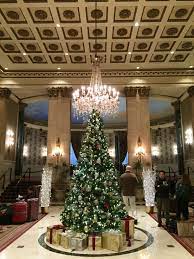 The Roosevelt Hotel S Iconic Christmas Tree Rooseveltnyc Hotelholiday Nyc Christmas New York Christmas Holidays In New York