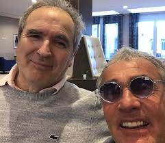 Ha debuttato in rai nel 1979, per poi diventare volto noto del tg5. Lamberto Sposini Che Fine Ha Fatto Foto Massimo Giletti