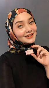 Hamnie dirumus khas untuk bantu merawat masalah kulit wajah. Bila skin dah  sihat tak makeup pun yakin tau😍 Lambat grab nanti menyesal!! 36 Renggittt  #hamnie #agensahhamnie 👏 017-5272449