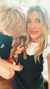 Sarah Batin's Instagram, Twitter & Facebook