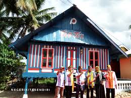 We did not find results for: Warna Warni Kain Tenun Rumah Panggung