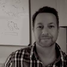 ashley roach (@aroach)