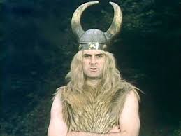 It's not a particularly difficult technique but it is labor intensive. Dolobo Jewelry Art Creations More 6 Of 6 The Character Of The Finished Viking Knit Chain Depends On The Gauge Of The Wire The Number Of Loops It Was