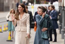 Kate Middleton y la princesa Ana en su primer acto oficial juntas - Revista  Velvet