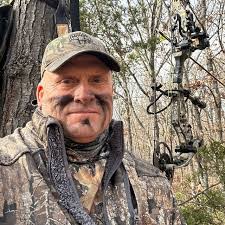 Shannon Crouch's Instagram, Twitter & Facebook