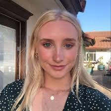 Eileen Oswald's Instagram, Twitter & Facebook