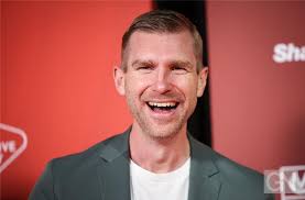 Gegen Hannover: Mertesacker spielt nochmal für Jugendclub