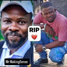 I have strange mood with sad vibrations 😇