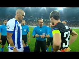 Çakır, dünya ve avrupa şampiyonalarının yanı sıra avrupa ligi'nde de birçok maç yönetti. Cuneyt Cakir Sampiyonlar Ligi Finalinde Youtube