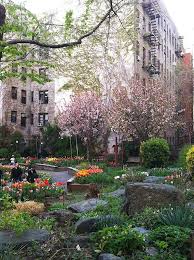 West Side Community Garden S Tulip Festival West 89th Street Rent Direct Com No Fee Rental Apartments I New York City Beautiful Places Community Gardening
