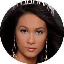 Candace Goff's Instagram, Twitter & Facebook