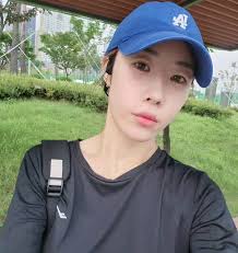 러닝정산 #월말정산 #마일리지 런생 300km는 처음입니다. 뛰다 보니 뛰어졌고 더 뛰자니 부상 위험에 참았습니다. 300 마일리지는  절대 혼자는 불가했습니다. ✔️ 시너지를 주신분들❣️ @smrc_2021 #rprg @1986runners #챌린지 @ jeonghoon.kim.524 @호철이 @dmc2008_ ...