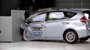 2017 toyota prius v | big efficiency. 2015 2017 Toyota Prius V Iihs Small Overlap Crash Test Youtube