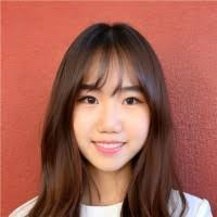 Lisa Kil's Instagram, Twitter & Facebook