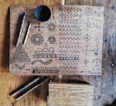 She is often described as the last and oldest mambabatok (traditional kalinga tattooist) and is part of the butbut people of the larger kalinga ethnic group. Noted Exploring Tattoo Culture In The Philippines With The Last Of The Kalinga Mambabatok Apo Whang Od