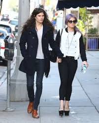 Дочь оззи и шэрон осборнов. 170 Kelly Osbourne Ideen Kelly Osbourne Frisuren Lila Frisuren