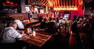 10 Ideen Fur Eine Pub Quizrunde Um Ihre Freunde Und Familie Herauszufordern