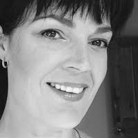 20+ "Ayton" profiles