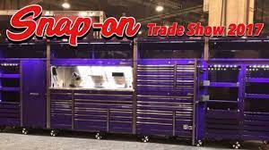 Vintage garage nursery.snap on toolbox dresser, corrugated steel walls, vintage signs, hub caps, and much much more! Snap On Wednesday 2017 Snap On Trade Show Sfc2017 Youtube