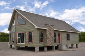 Vinyl Siding In Spruce Timberline Hd Shingles In Weathered Wood Plum Creek Versetta Stone Custom Modular Homes Modular Homes Modular Home Floor Plans
