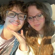 How to manage mealtime with a large family?