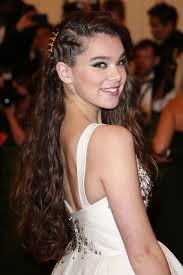 A great style that will turn heads wherever you go. The Twelve Best Beauty Looks Of The Met Gala Hair Beauty Medium Curly Hair Styles Braided Hairstyles