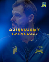Z dniem 4 grudnia 2024 r. na mocy porozumienia stron STAL Nysa S.A.  rozwiązała z trenerem Danielem Plińskim umowę o świadczenie usług  trenerskich.