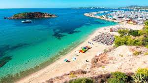 Good coffee at the reception area in case you need to wait. Portals Nous Strand Calas Und Strande Mallorqueando