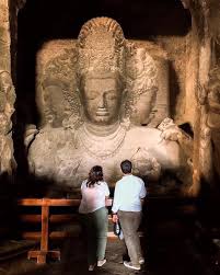 These are Elephanta caves or Gharapuri ...