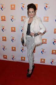 Ewa farna ma dość, ale nie ugnie się pod presją, bo to oznaczałoby, że wizerunek artystki opiera się jedynie na wyglądzie. Wymiary Gwiazd Waga Biust Wzrost Wiek Ewa Farna Wymiary