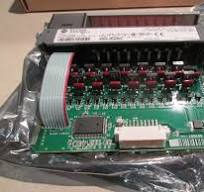 ALLEN BRADLEY 1746-OV16 OUTPUT MODULE **NEW**